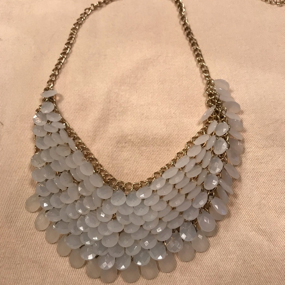 Gorgeous faceted stone necklace.